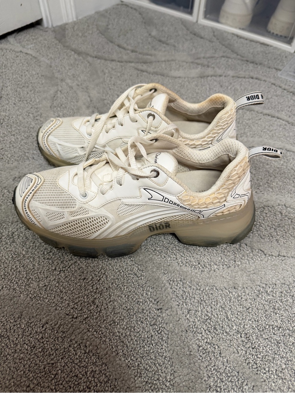 Dior Vibe Sneakers